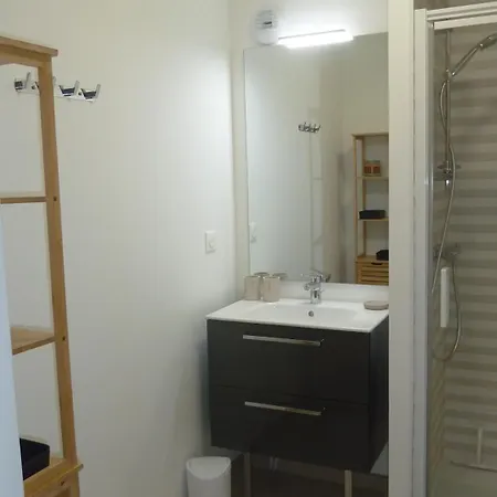 Les Pins 208 Apartment